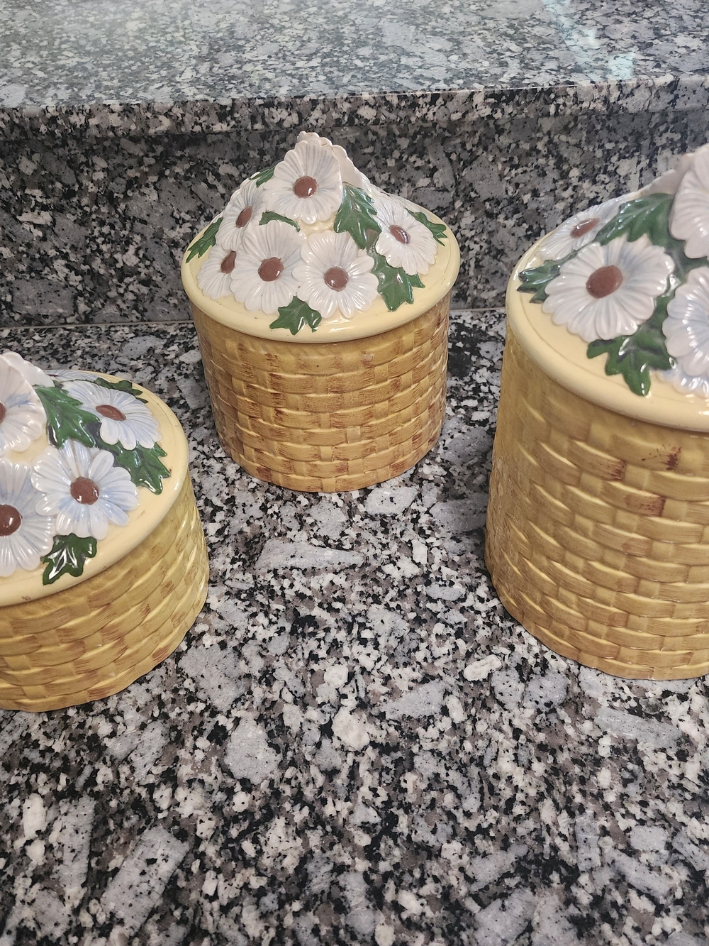 Lefton Yellow Basket-Weave Canisters with White Daisy Tops